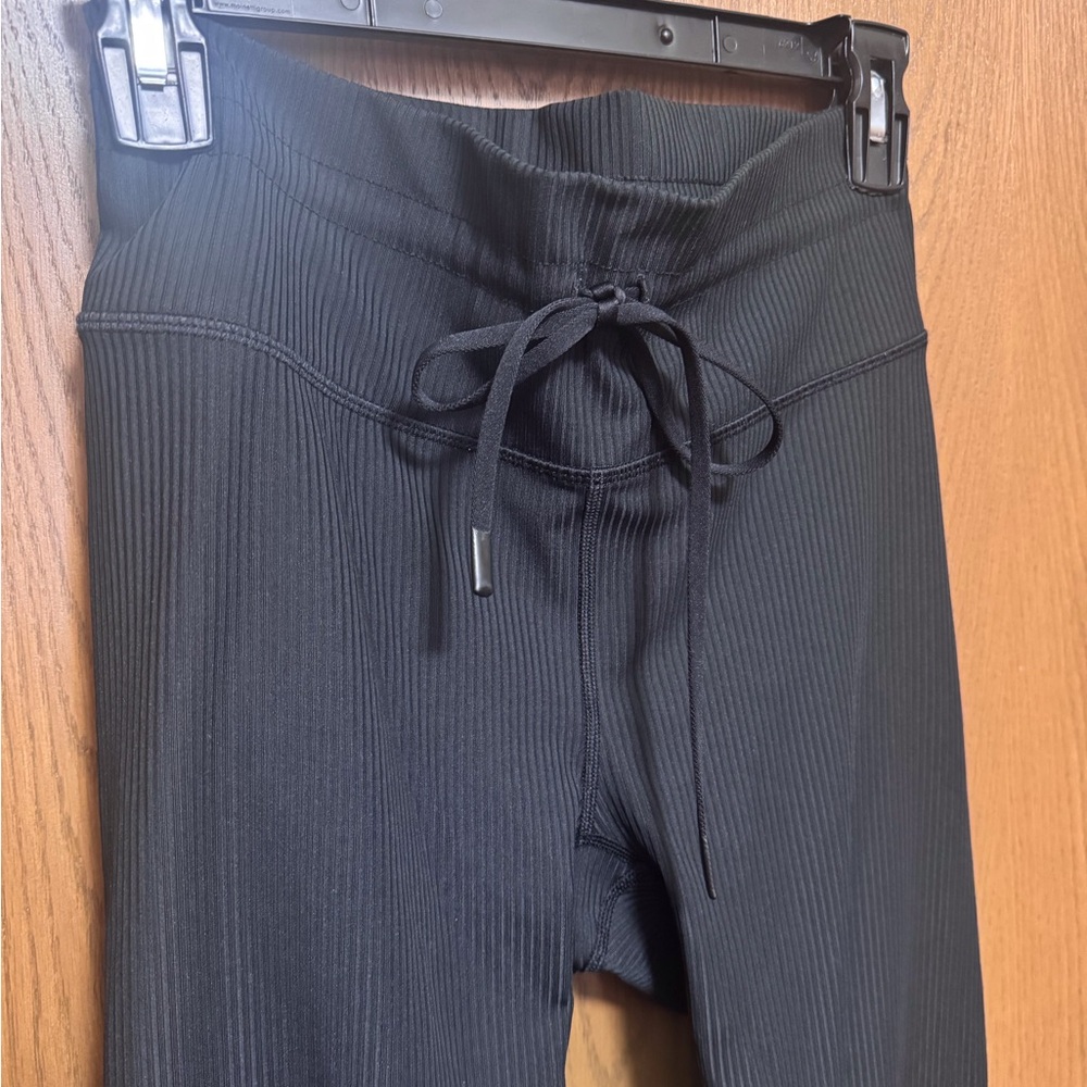 Fabletics Oasis Black Ribbed Drawstring Leggings - image 2